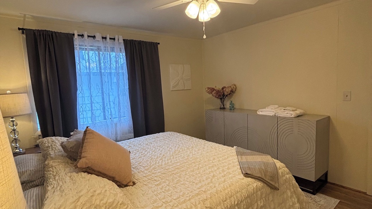 Photo of Bedroom in Blaine