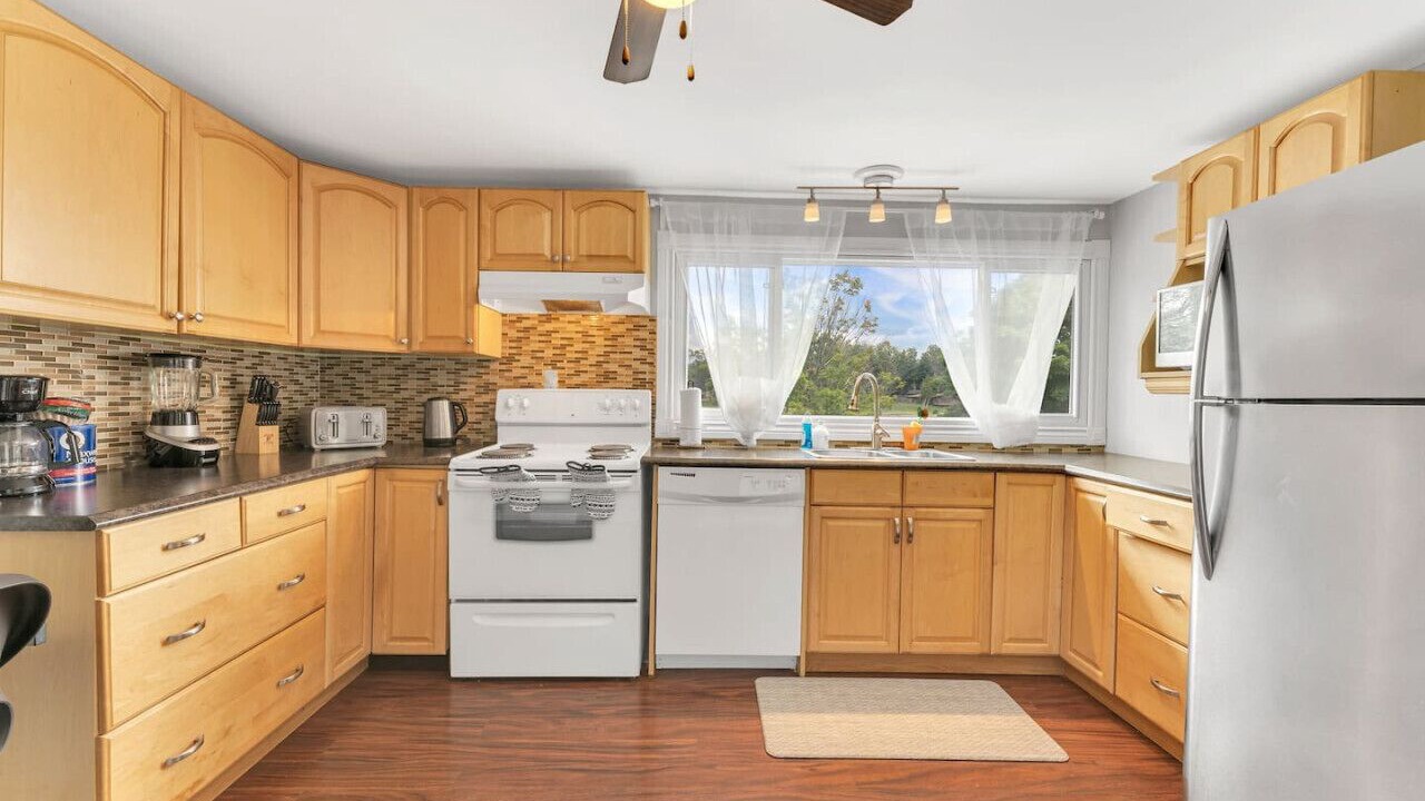 Photo of Kitchen in Kawartha Lakes