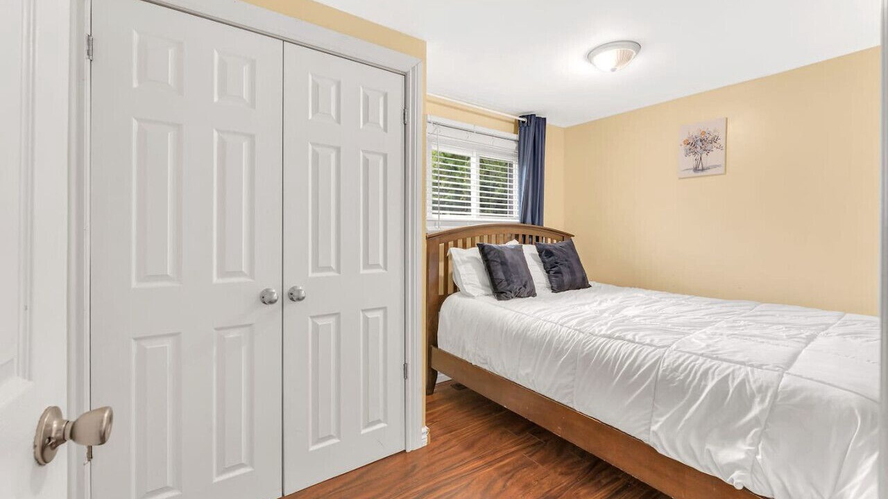 Photo of Bedroom in Kawartha Lakes