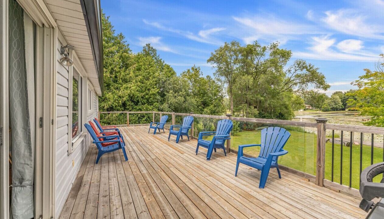 Photo of Patio Balcony in Kawartha Lakes