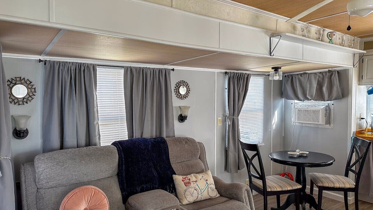 Photo of Livingroom in North Topsail Beach