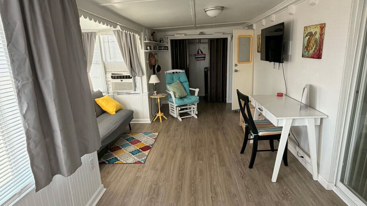 Photo of Livingroom in North Topsail Beach