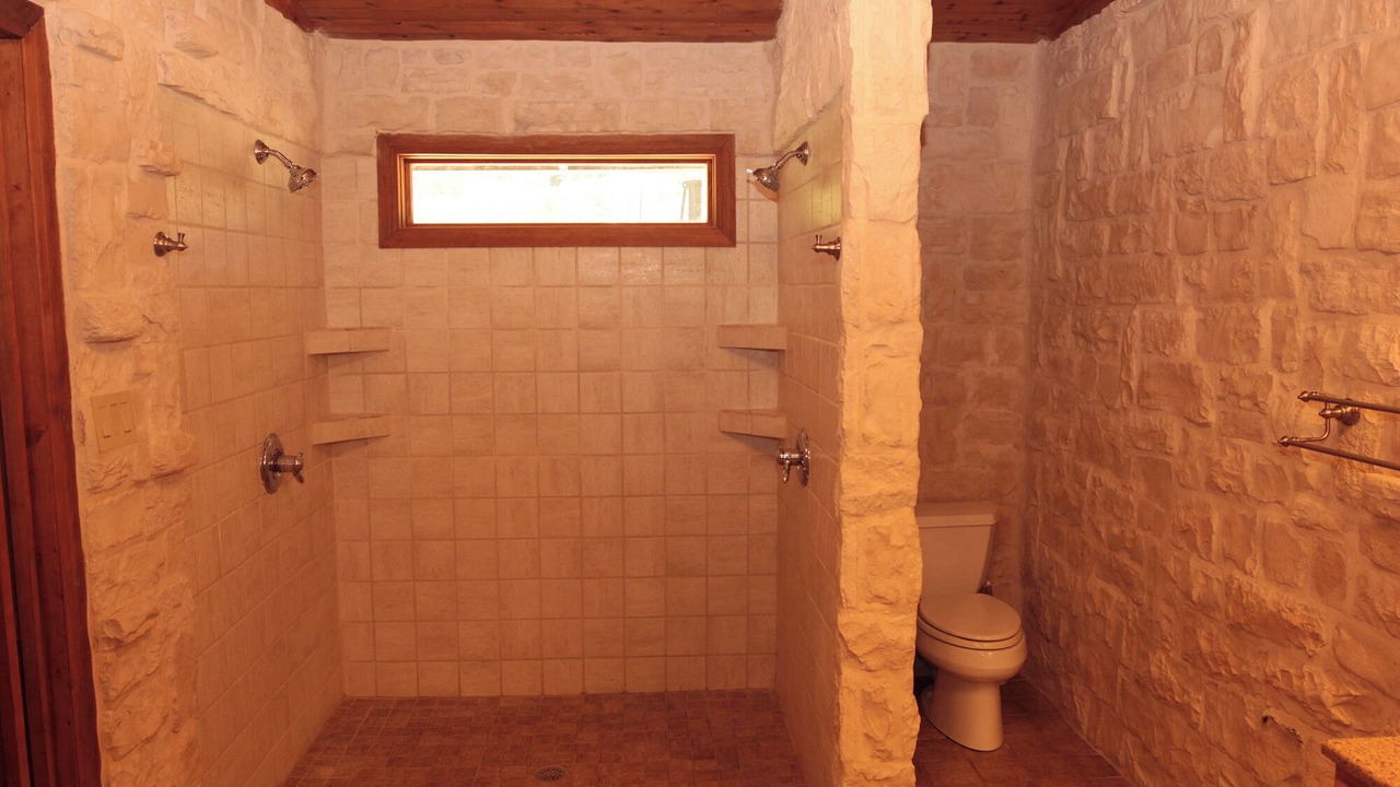 Photo of Bathroom in Concan