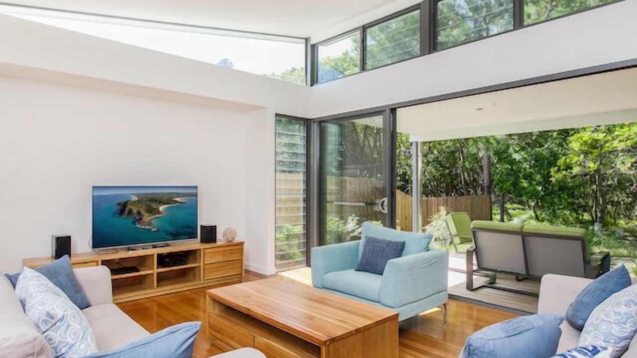 Photo of Livingroom in Suffolk Park