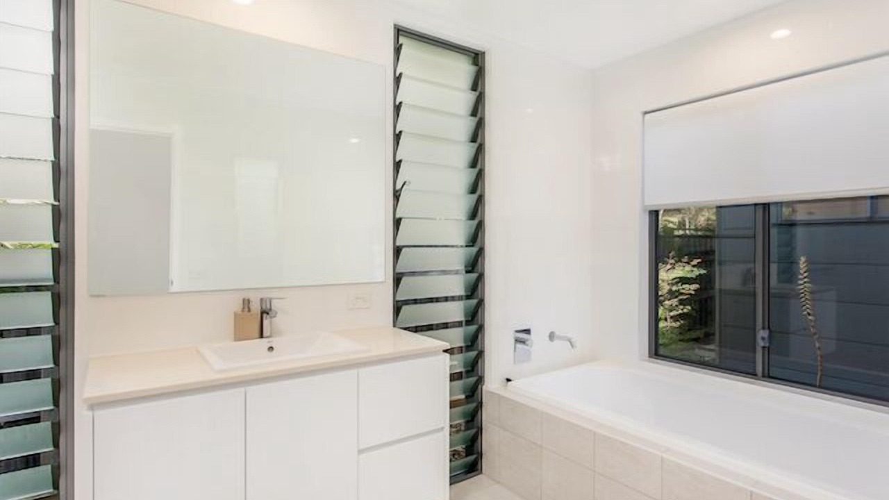 Photo of Bathroom in Suffolk Park