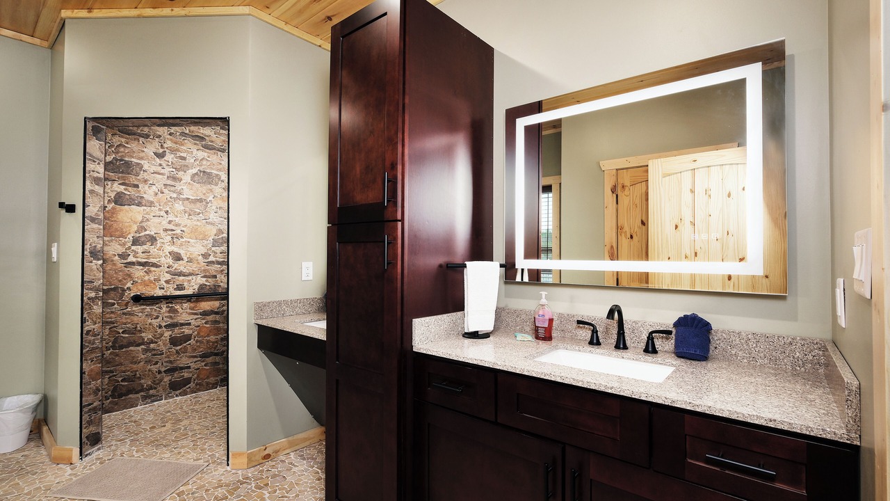 Photo of Bathroom in Sevierville