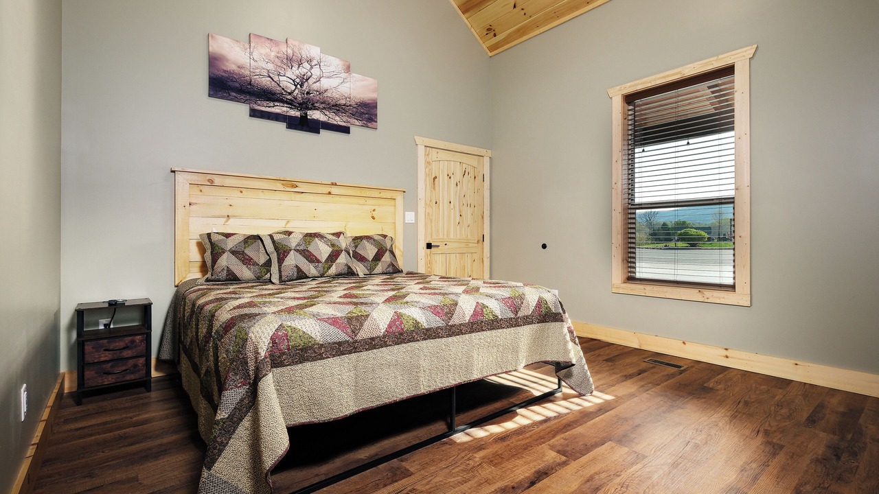 Photo of Bedroom in Sevierville