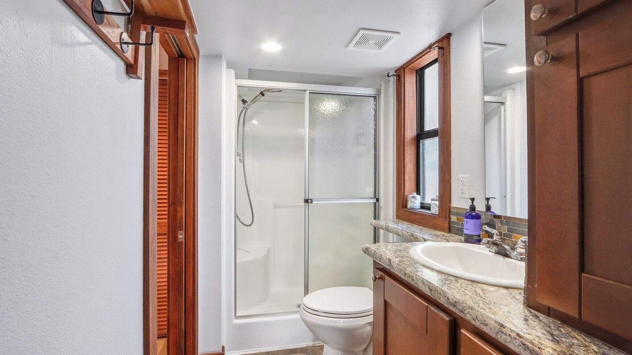 Photo of Bathroom in Lampasas