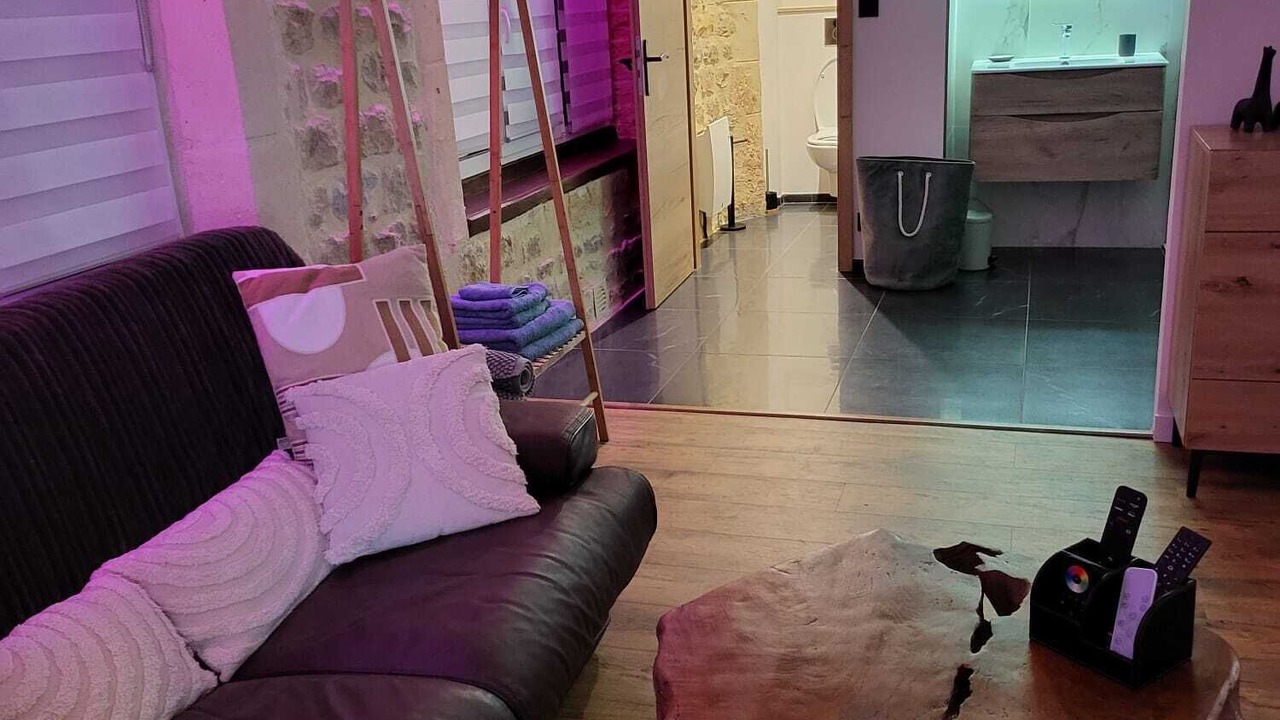 Photo of Livingroom in Charleville-Mezieres