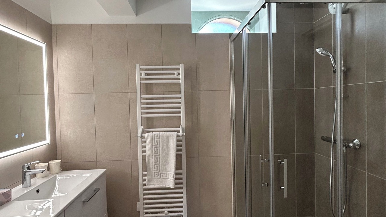 Photo of Bathroom in Lureuil