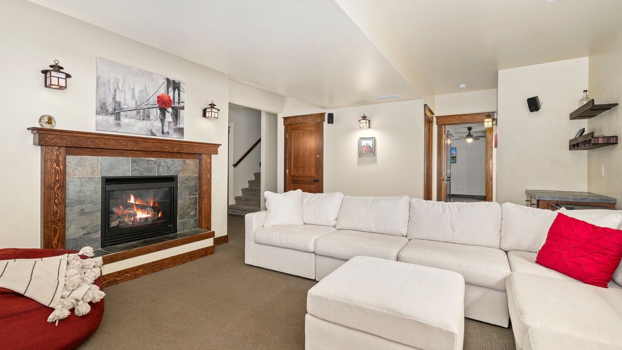 Photo of Livingroom in Greeley
