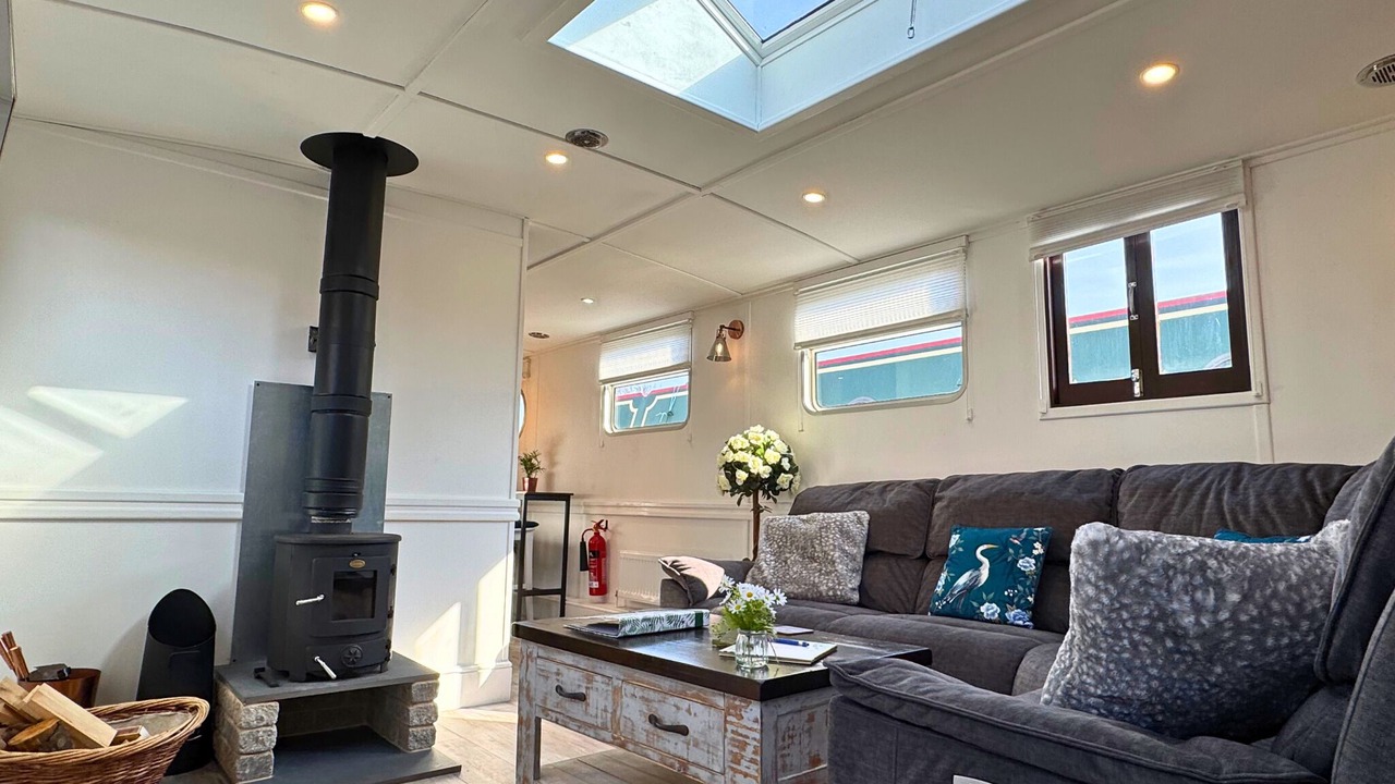 Photo of Bedroom in Barton under Needwood