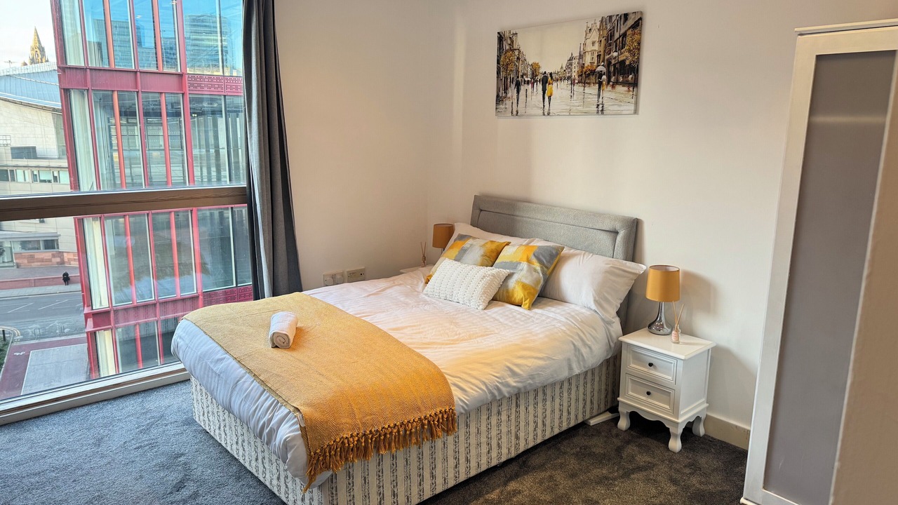 Photo of Bedroom in Castlefield