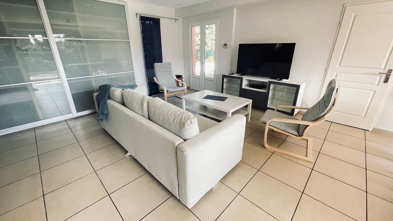 Photo of Livingroom in Cote Pavee