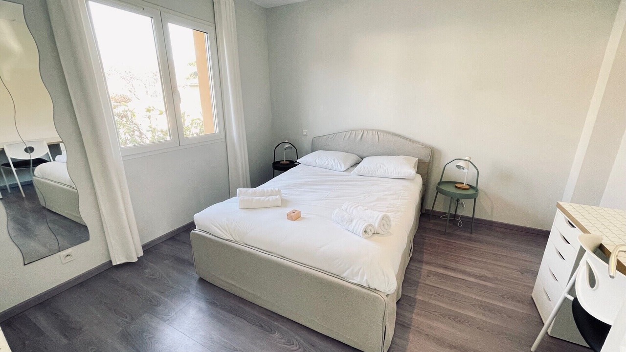 Photo of Bedroom in Cote Pavee