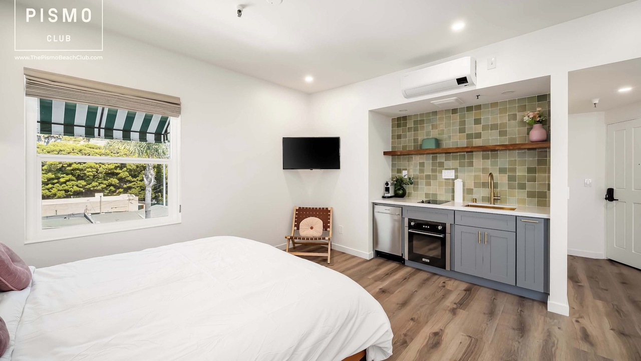Photo of Bedroom in Downtown