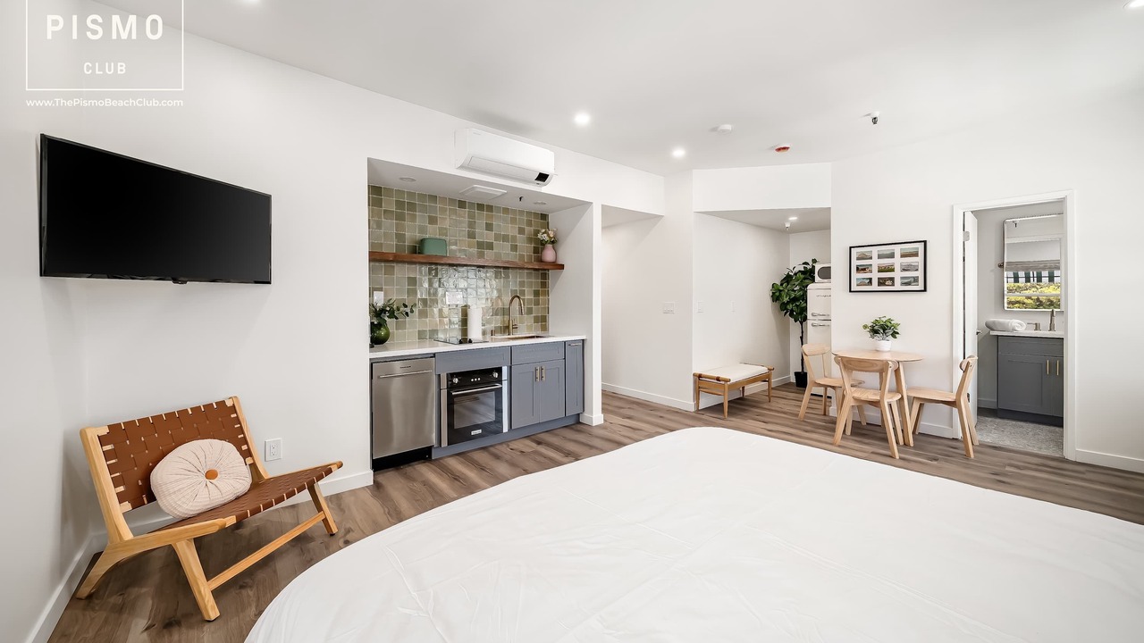 Photo of Bedroom in Downtown