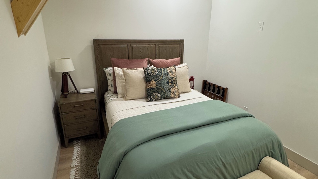 Photo of Bedroom in Painted Post