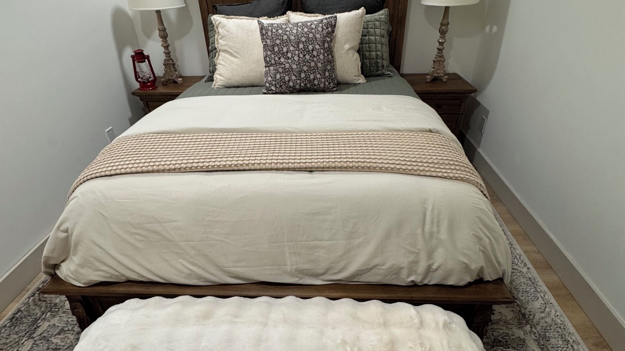 Photo of Bedroom in Painted Post