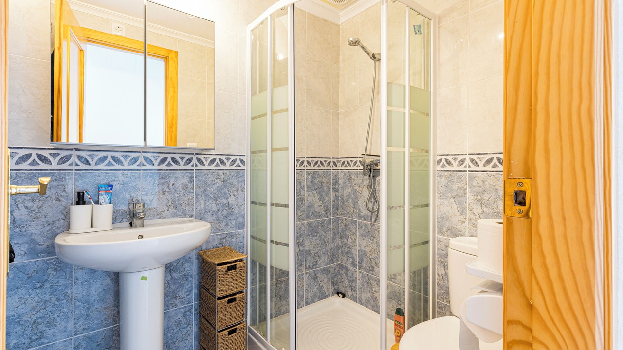 Photo of Bathroom in Jeronimo y Avileses y Balsicas de Arriba