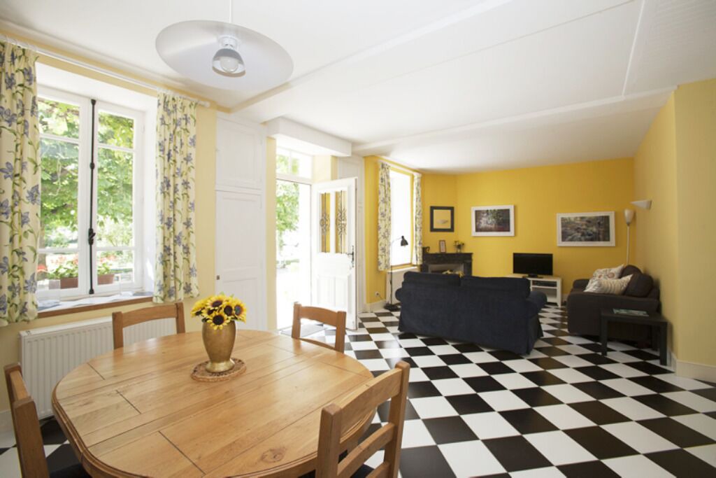 Photo of Others in Bram