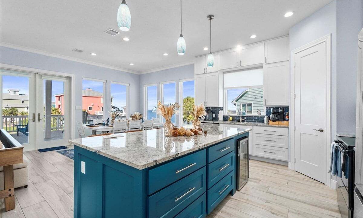 Photo of Kitchen in Terramar Beach