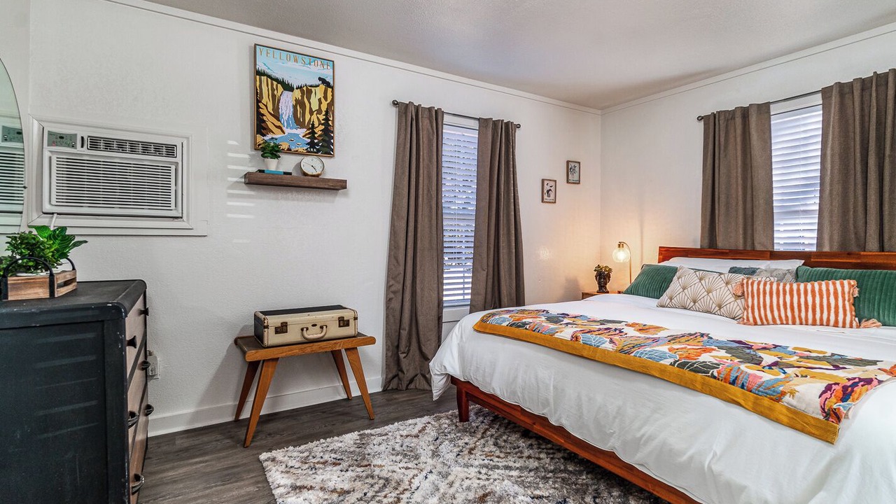 Photo of Bedroom in Borger