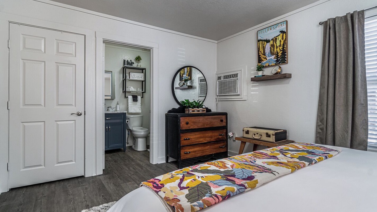Photo of Bedroom in Borger