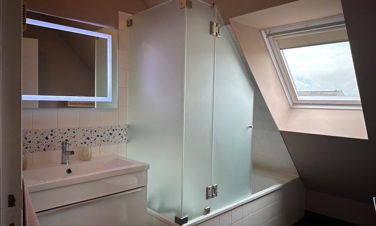 Photo of Bathroom in Chablis