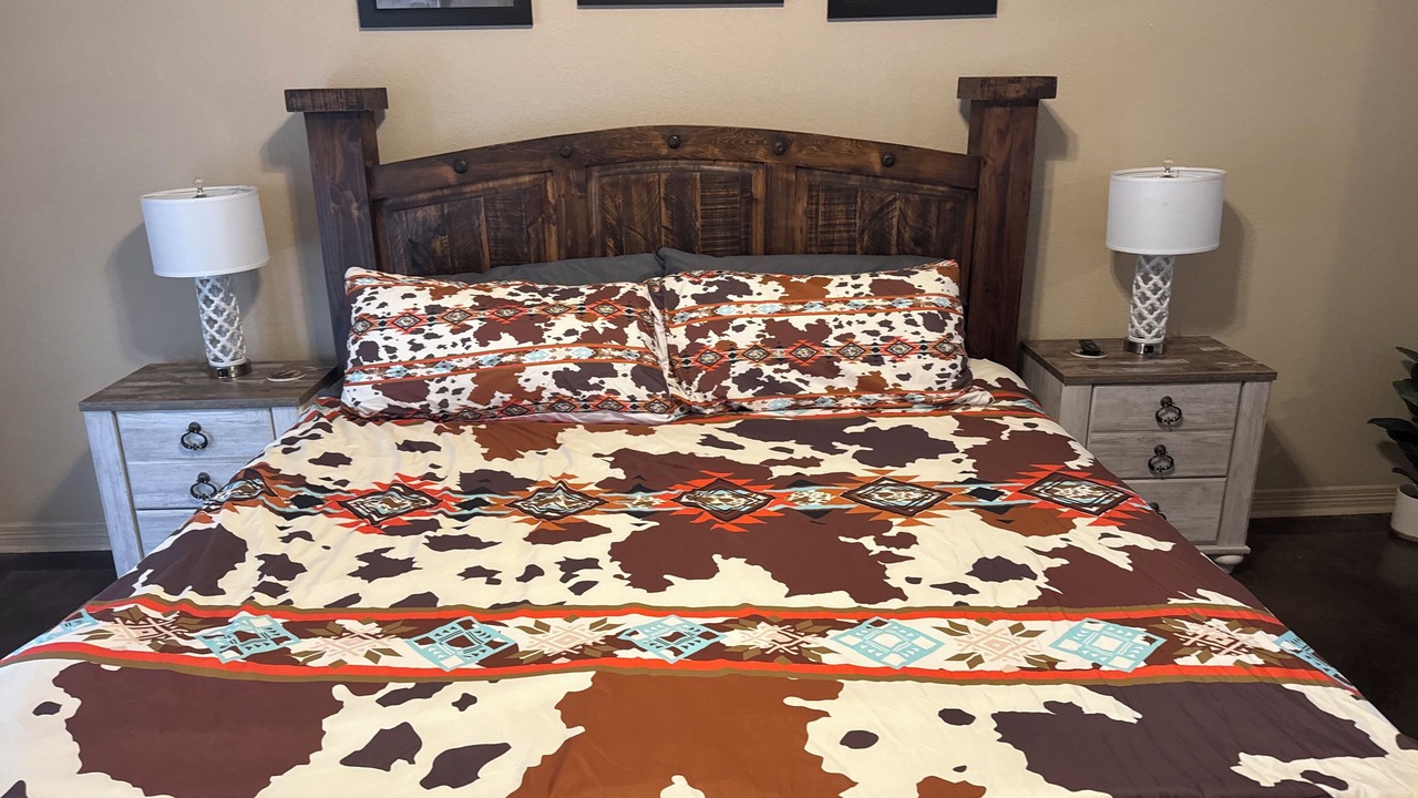 Photo of Bedroom in Springtown