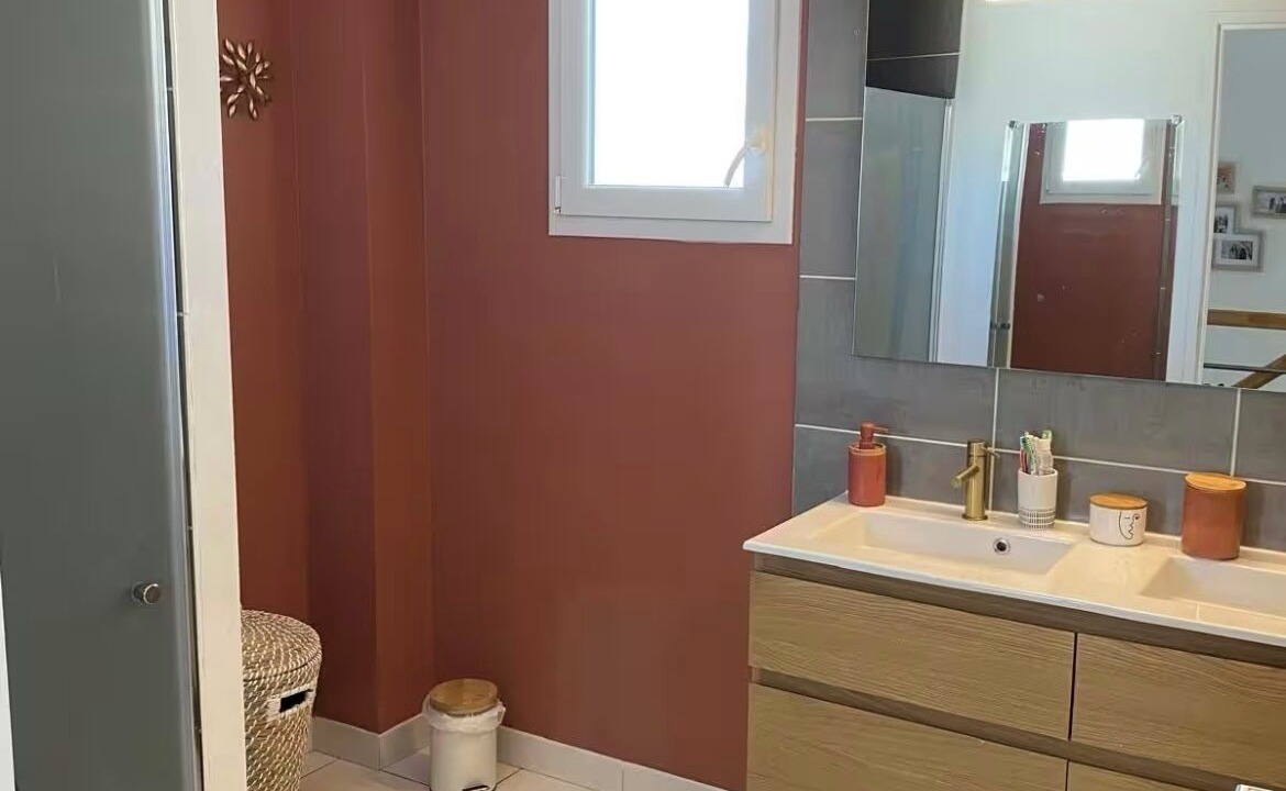 Photo of Bathroom in Aimargues