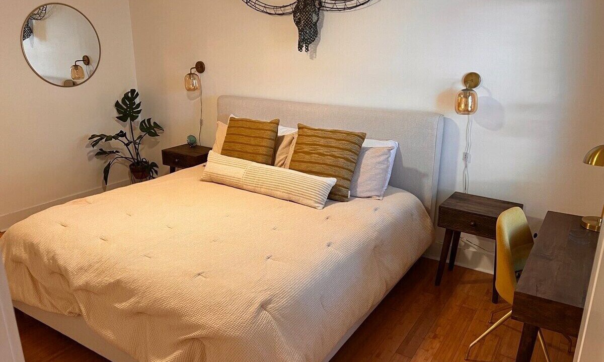 Photo of Bedroom in Blackshear-Prospect Hill