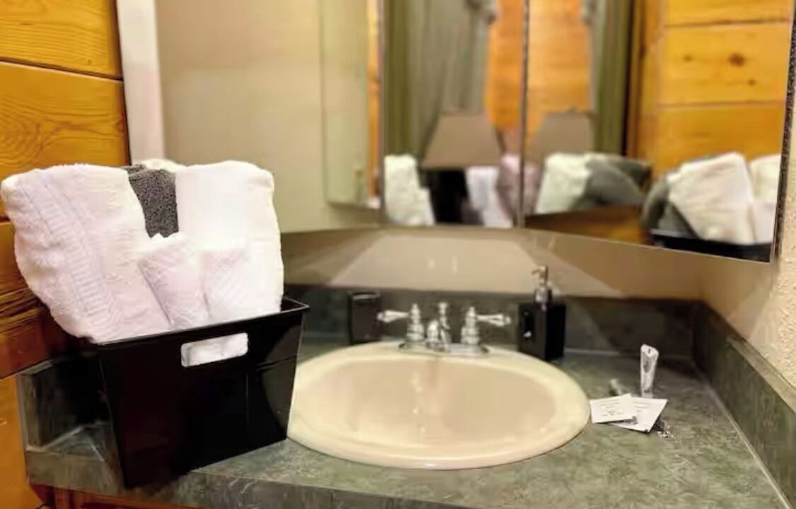 Photo of Bathroom in Milo