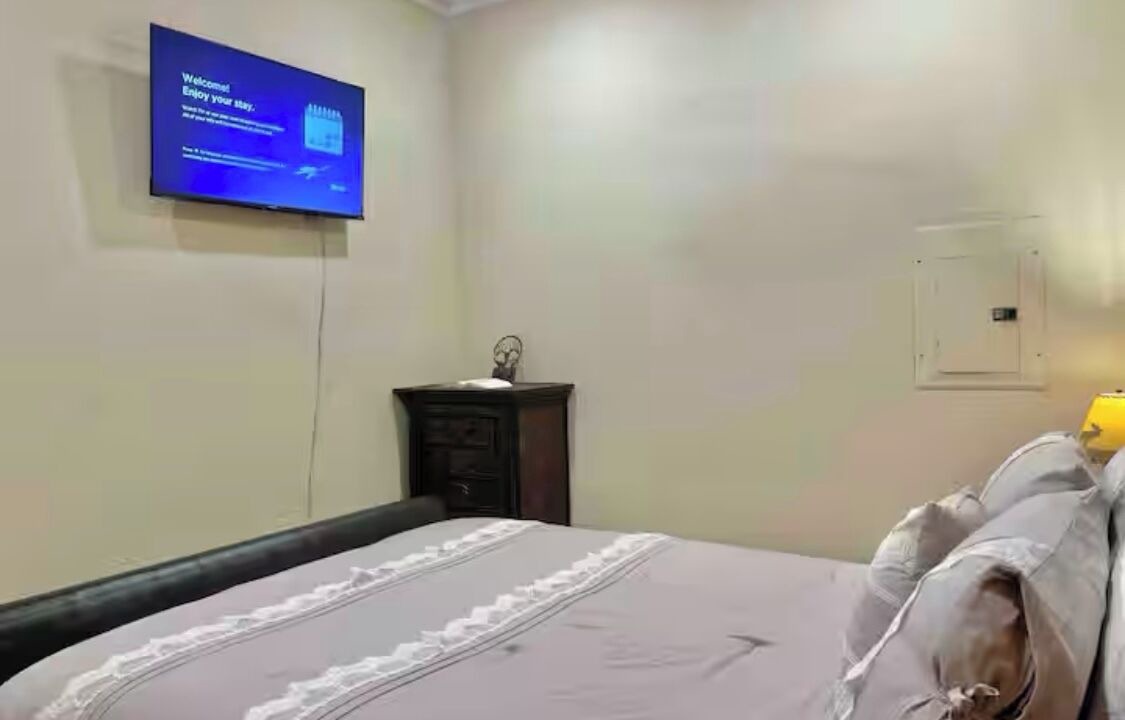 Photo of Bedroom in Milo