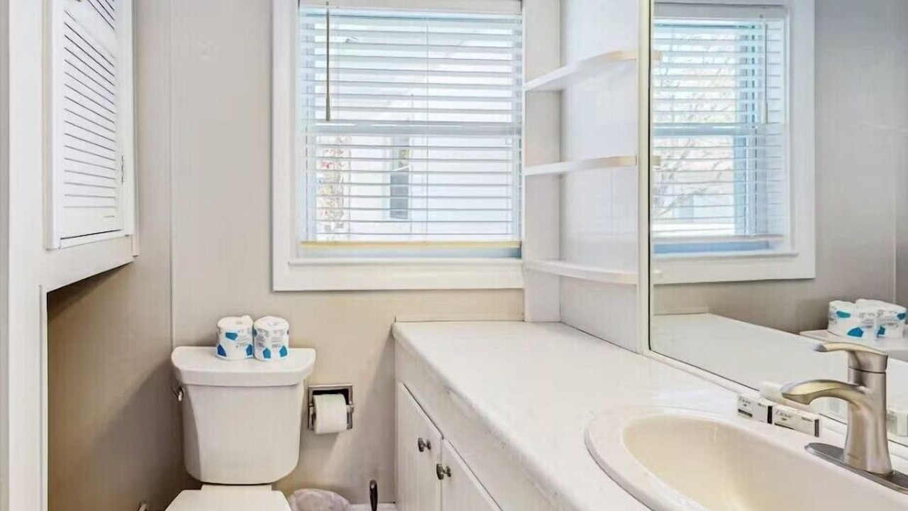 Photo of Bathroom in Lewes
