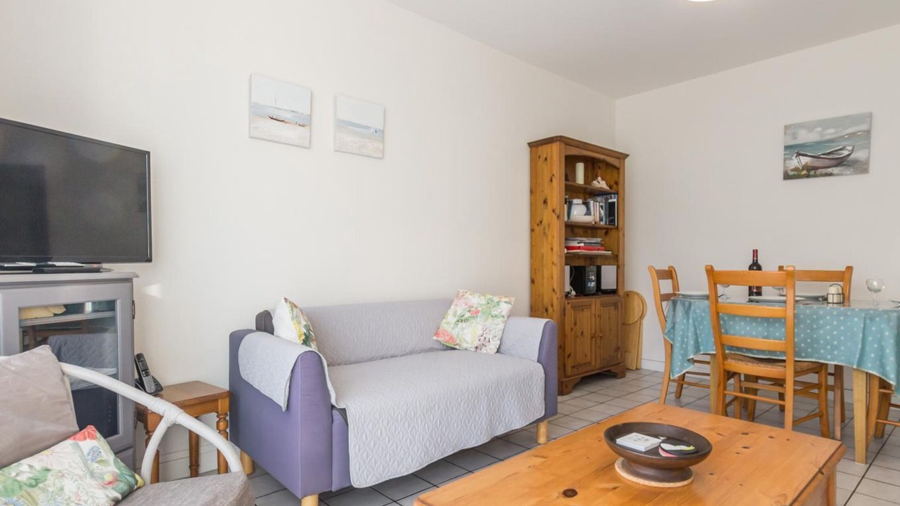 Photo of Livingroom in Portbail