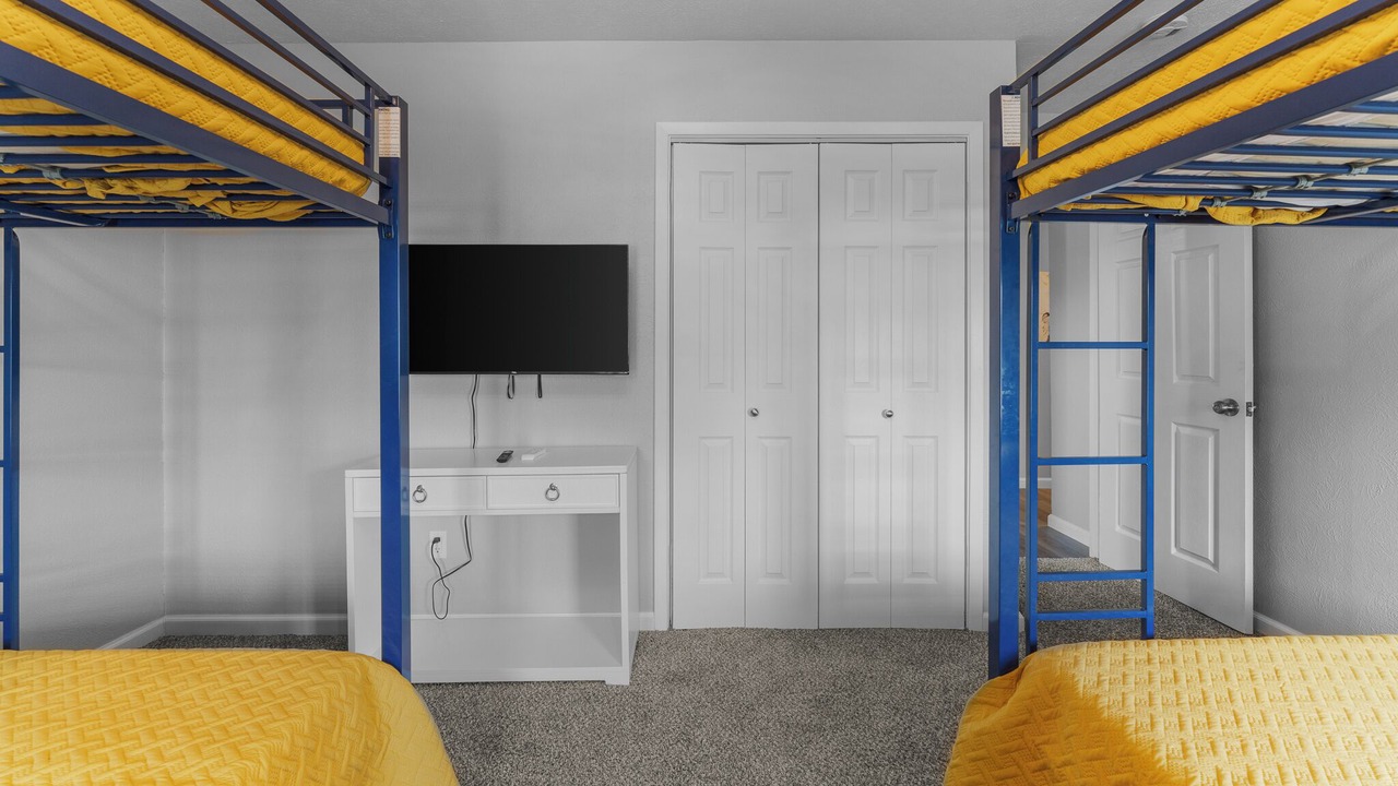 Photo of Bedroom in South Side