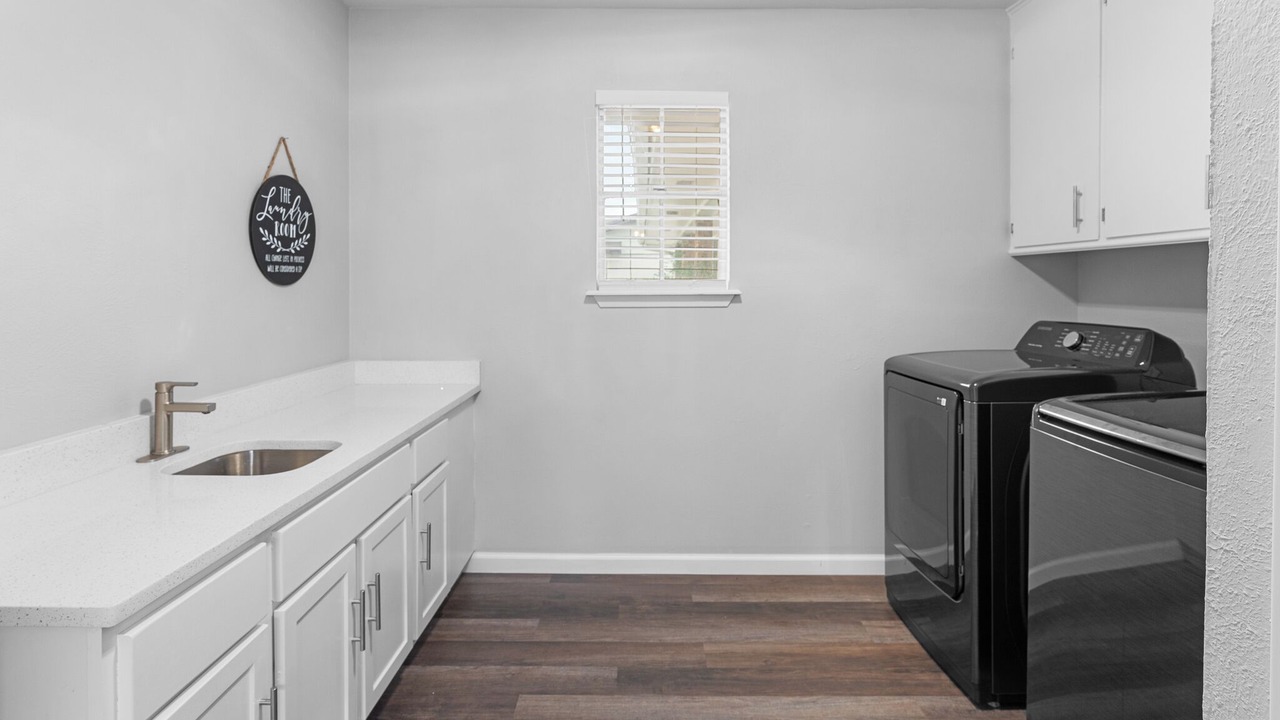 Photo of Bedroom in South Side