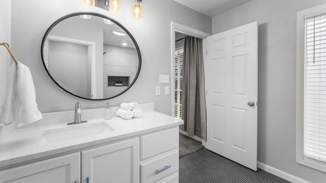 Photo of Bathroom in South Side