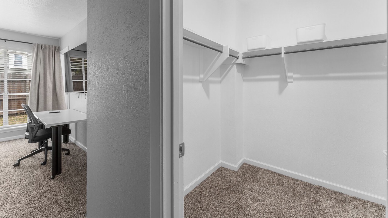 Photo of Bedroom in South Side