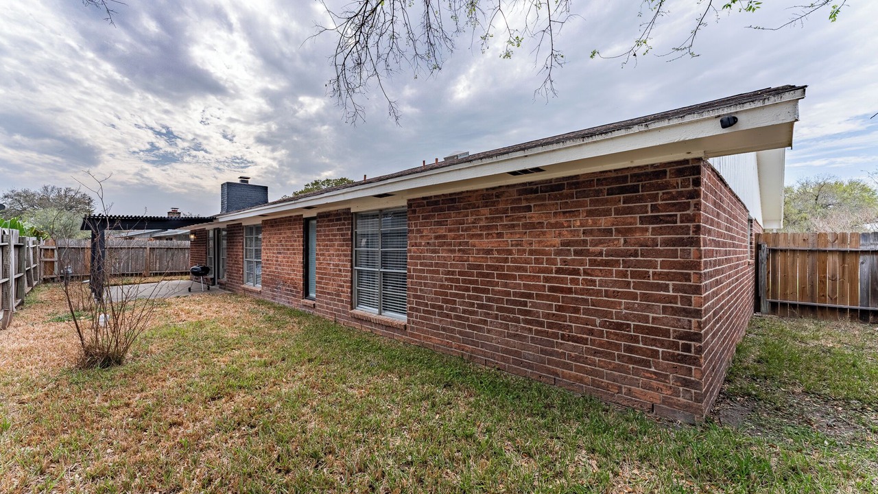 Photo of Outdoor in South Side