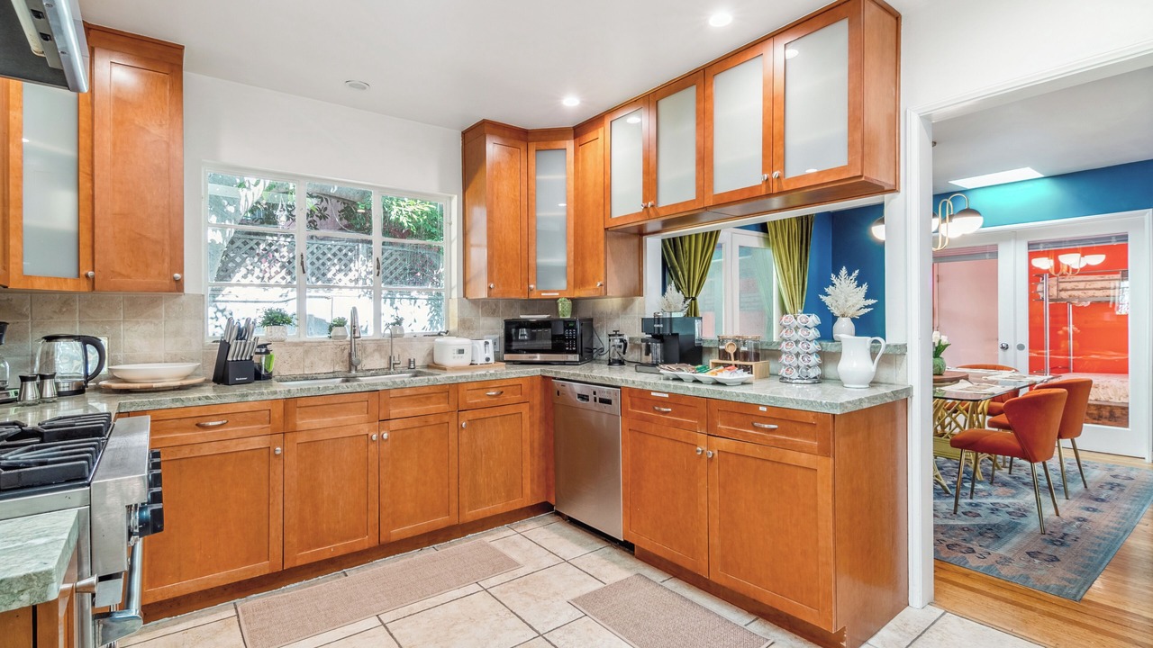 Photo of Kitchen in Beachwood Canyon