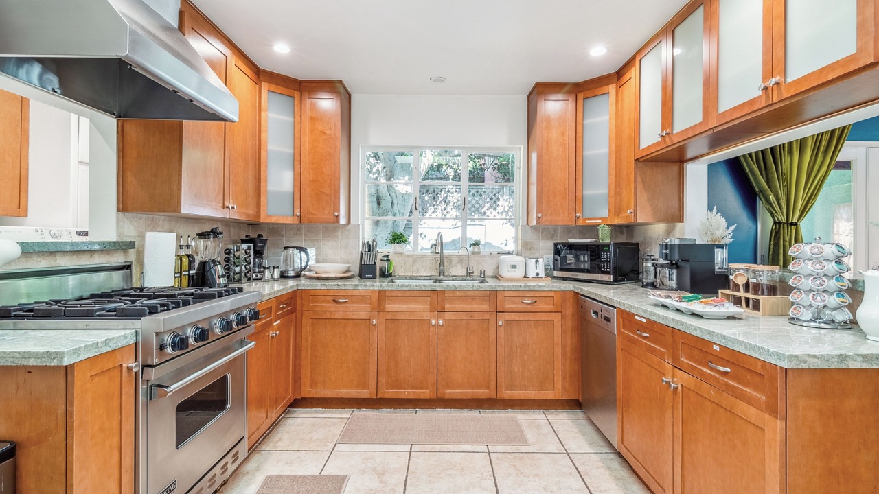 Photo of Kitchen in Beachwood Canyon