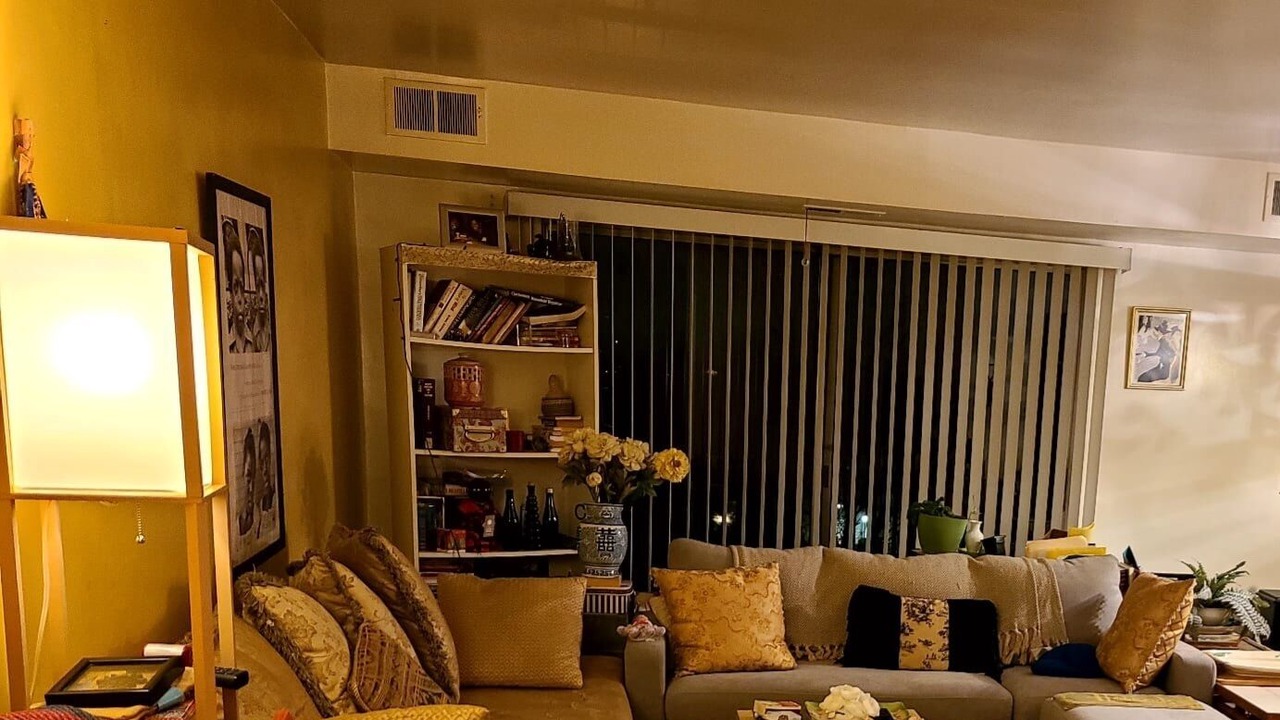 Photo of Livingroom in Calverton