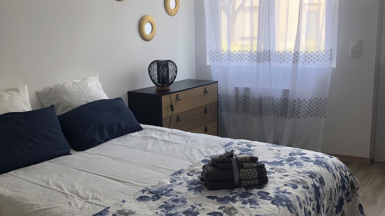 Photo of Bedroom in Longue-Jumelles