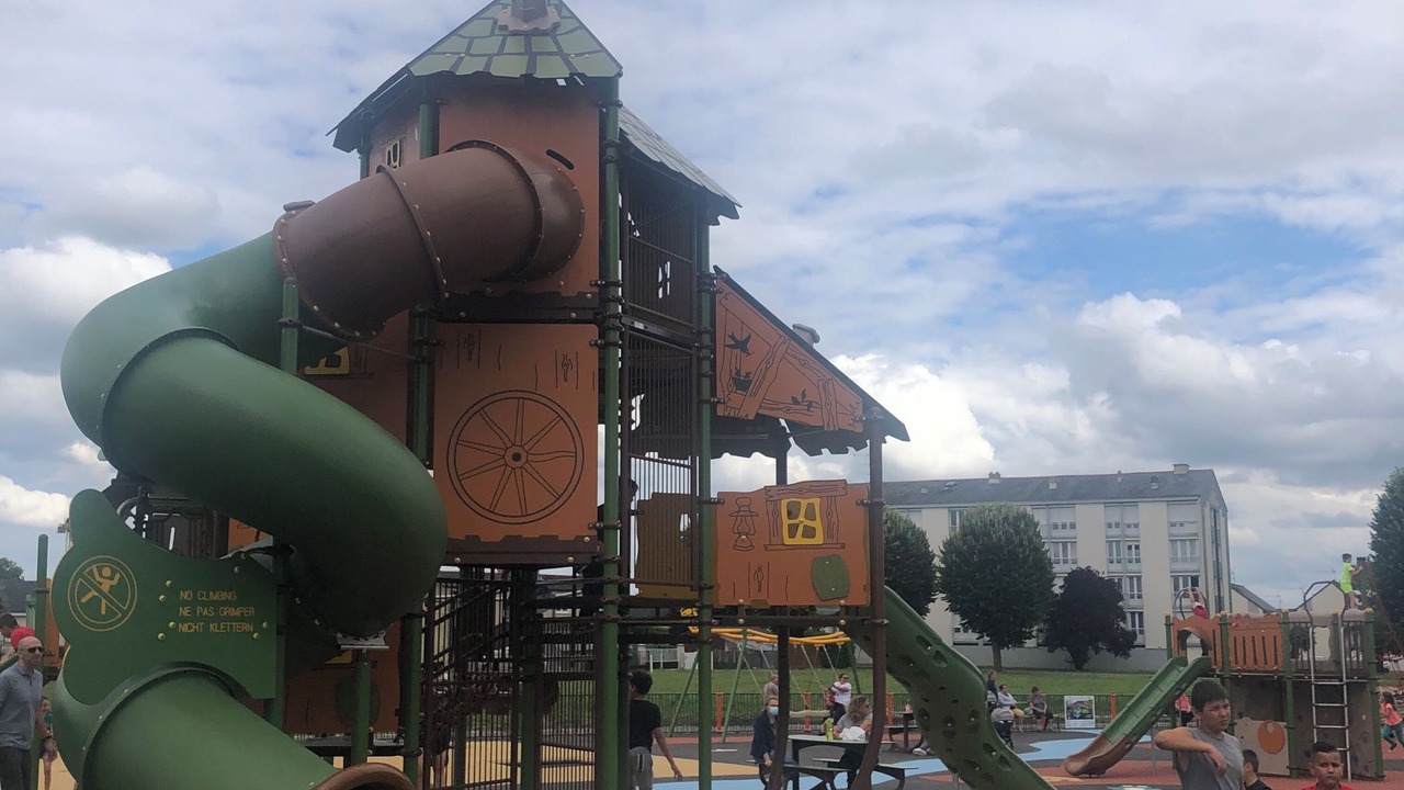 Photo of Others in Longue-Jumelles