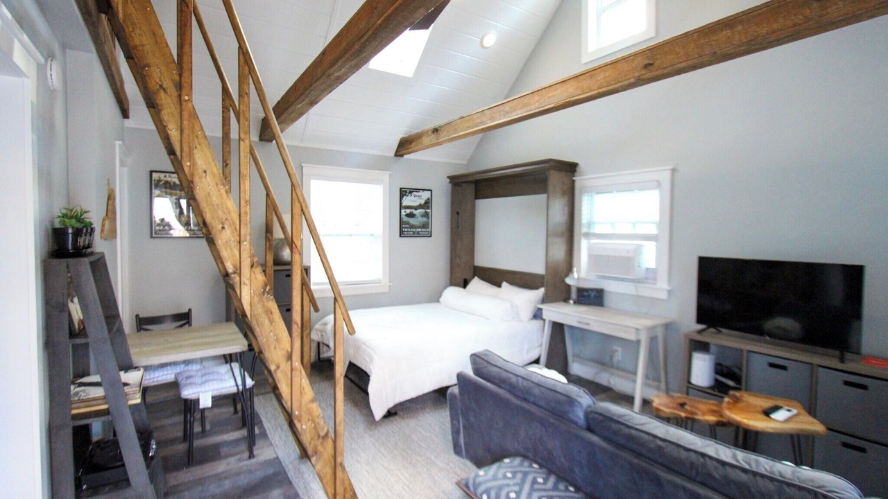 Photo of Bedroom in North Chesterfield