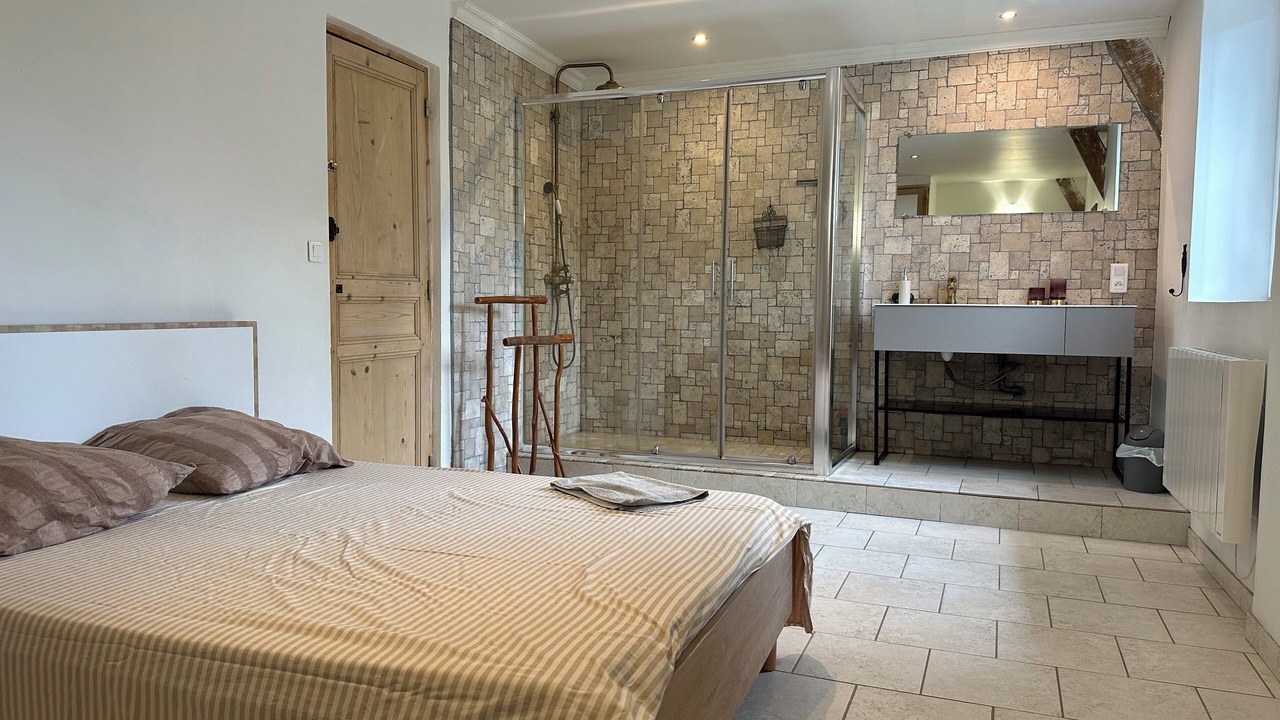 Photo of Bedroom in Compolibat
