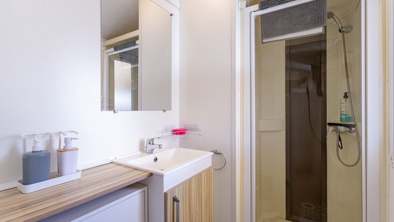 Photo of Bathroom in Le Port