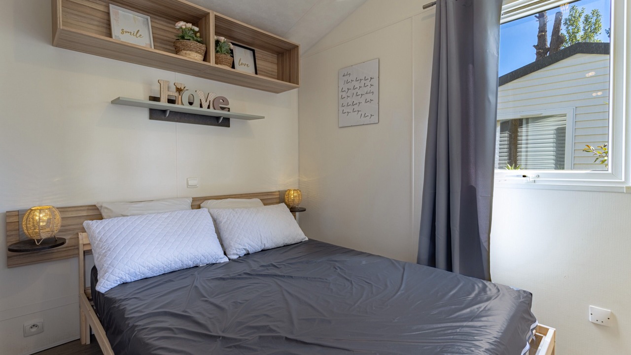 Photo of Bedroom in Le Port